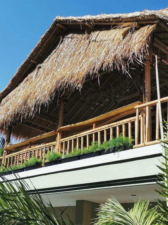 Nuka Beach Inn Kuta Lombok Exterior foto